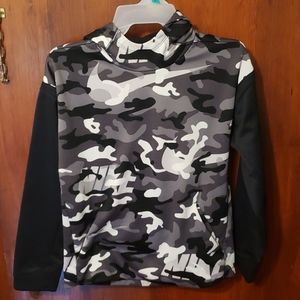 Boy's Nike Dri-Fit Hoodie Black Gray Camo Large